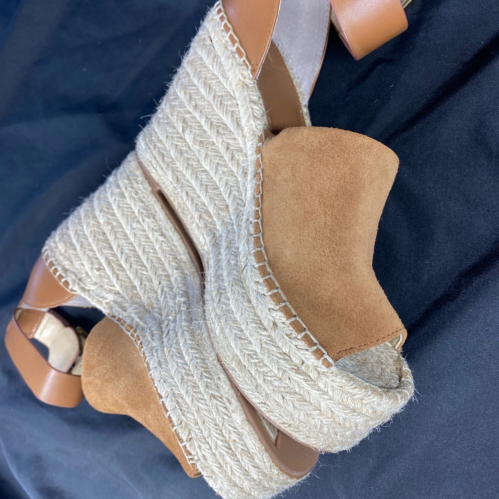 Marc Fisher Size 6 Camel Color - image 7